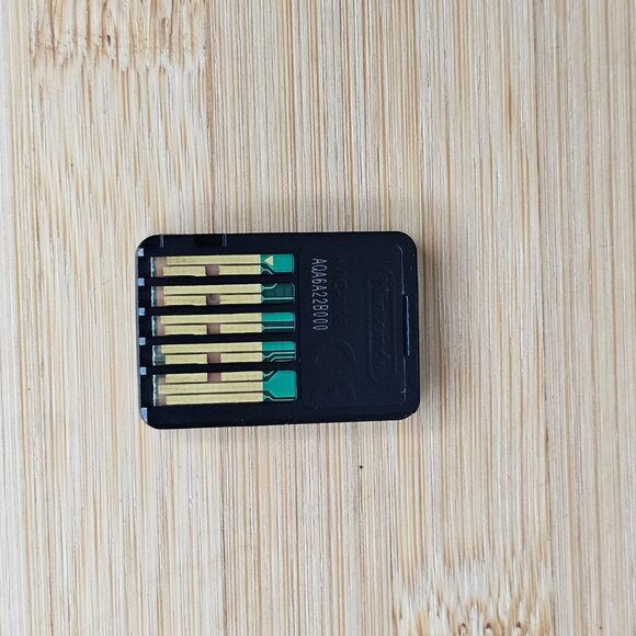 Official Nintendo Switch Carrying Case OLED 2021 with hello neighbor game - Picture 3 of 6